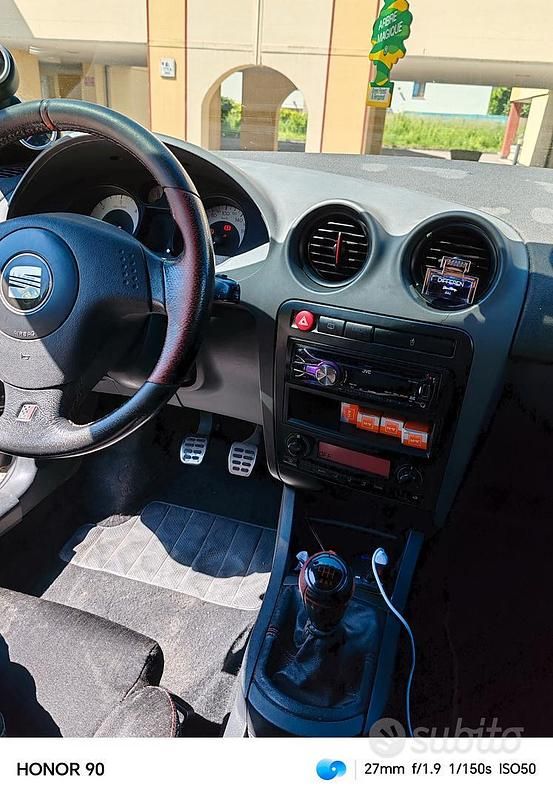 Usata Seat Ibiza CUPRA 160 CV (117 kW) 2004 Grigio Utilitaria