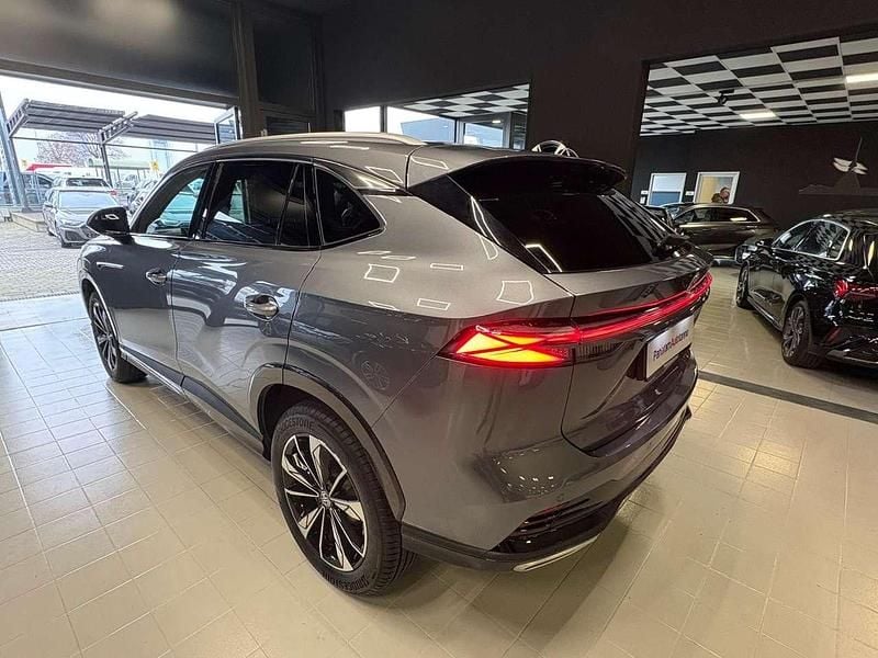 Usata MG HS Luxury 170 CV (125 kW) 2025 Grigio scuro SUV