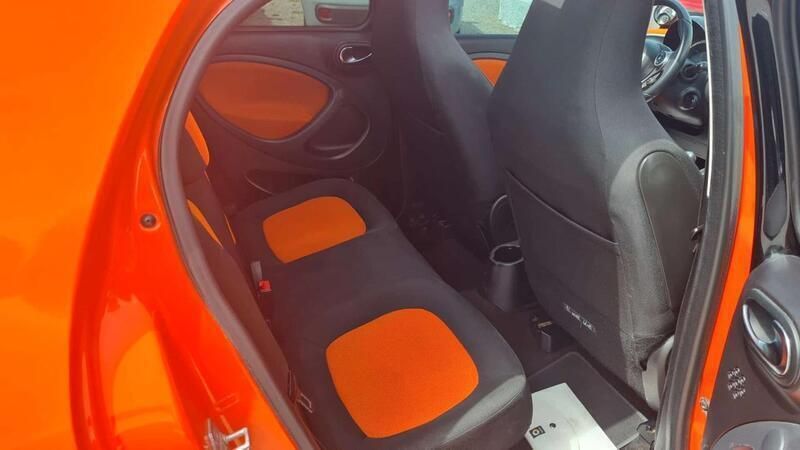 Usata Smart ForFour Passion 89 CV (65 kW) 2015 Nero Utilitaria