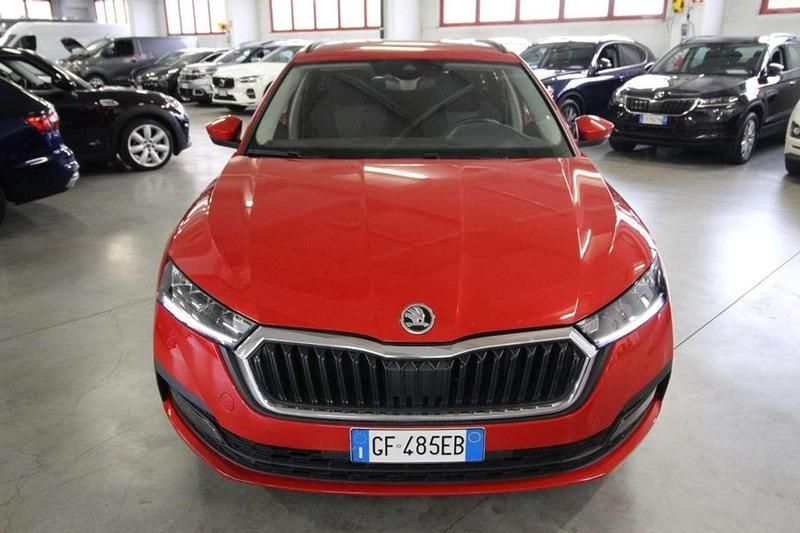Rosso Usata 2021 Skoda Octavia Ambition Station wagon | 19.500 € (Buon prezzo) - Immagine 1/4
