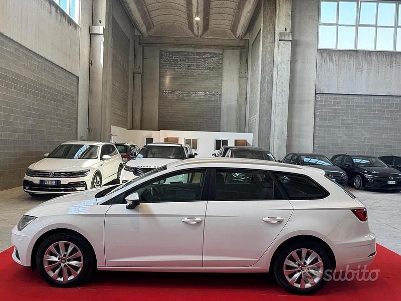 Usata Seat Leon ST Business 115 CV (84 kW) 2018 Bianco Station wagon