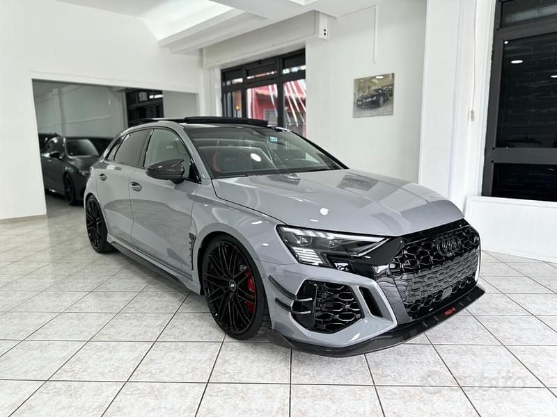 Usata Audi RS3 Comfort 500 CV (367 kW) 2023 Grigio Berlina