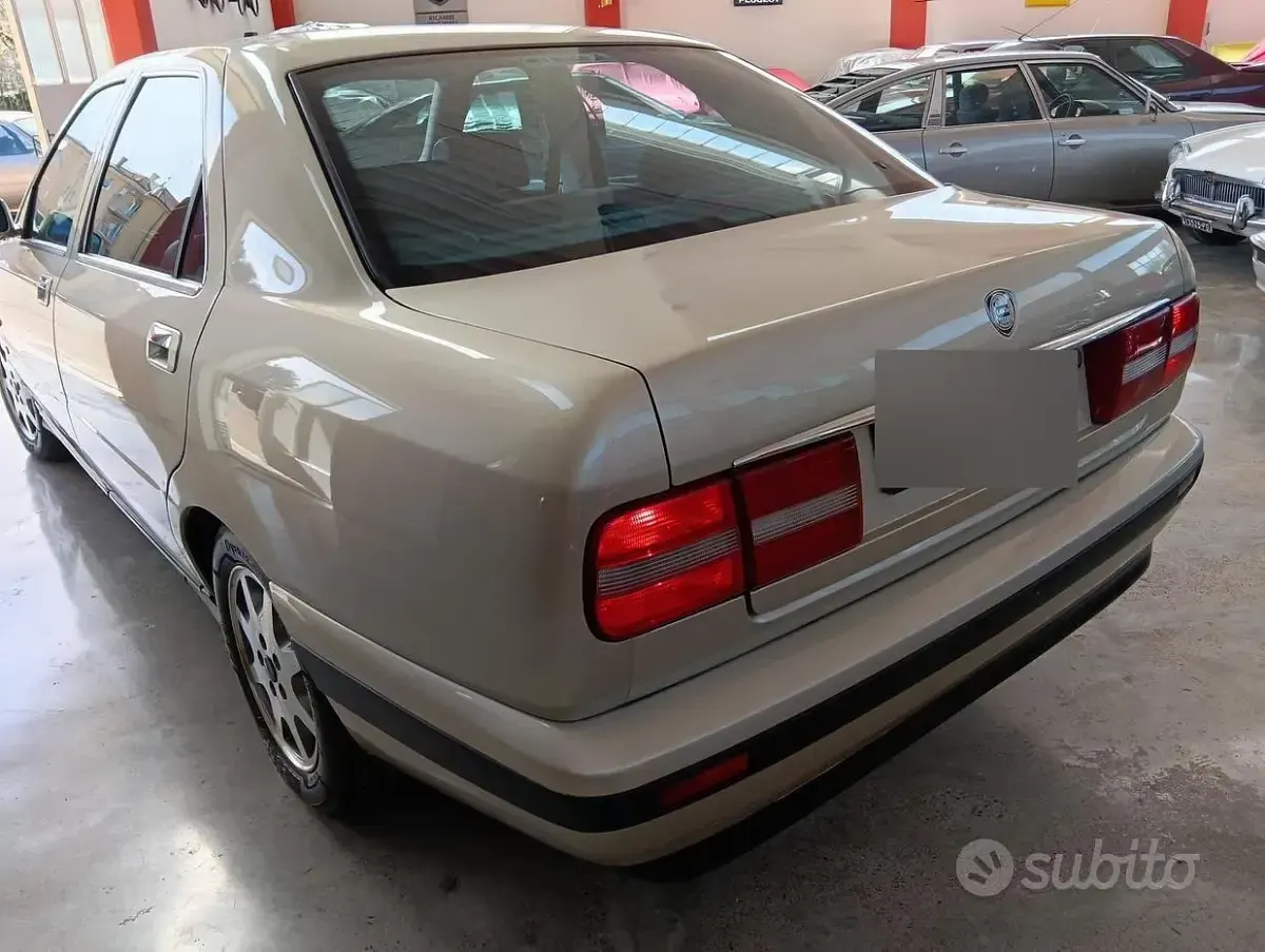 Usata Lancia Kappa 145 CV (106 kW) 1995 Giallo Berlina