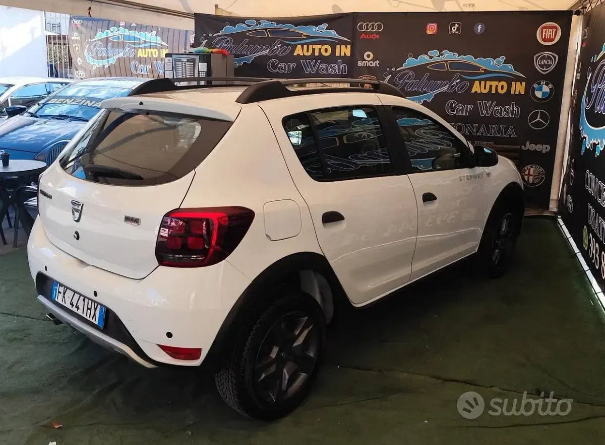 Usata Dacia Sandero 90 CV (66 kW) 2018 Bianco Berlina