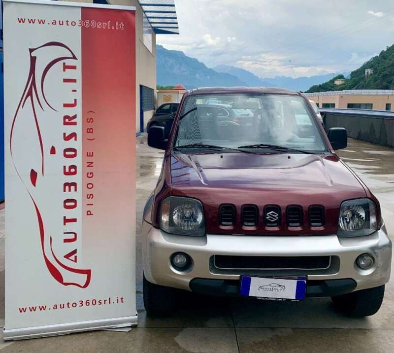 Usata Suzuki Jimny 82 CV (60 kW) 2004 Bordeaux metallizzato SUV