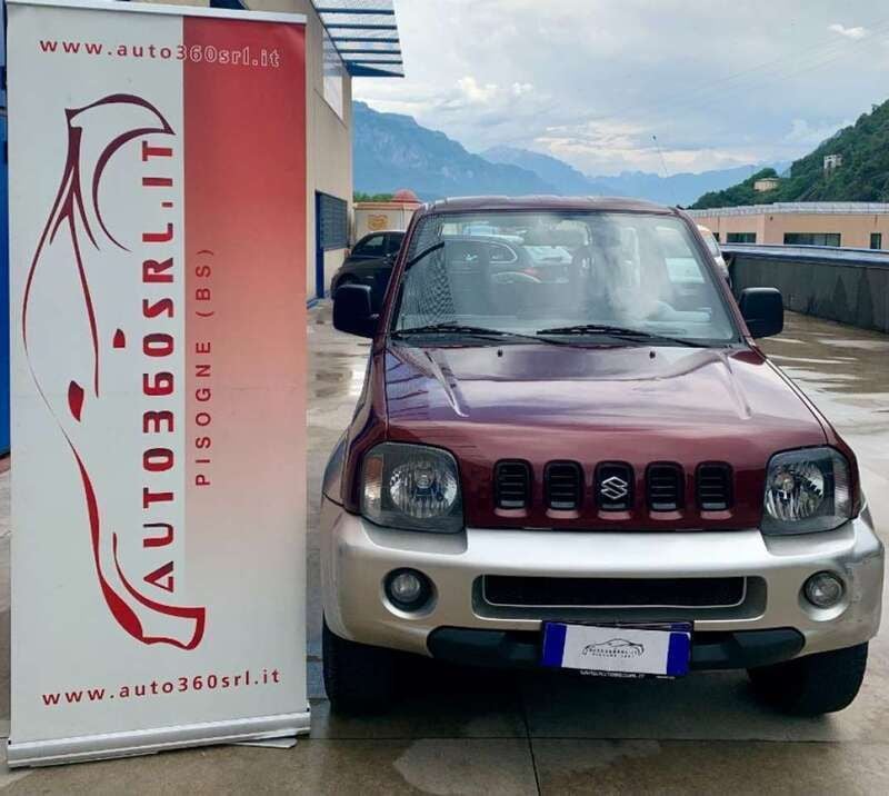 Usata Suzuki Jimny 82 CV (60 kW) 2004 Bordeaux metallizzato SUV
