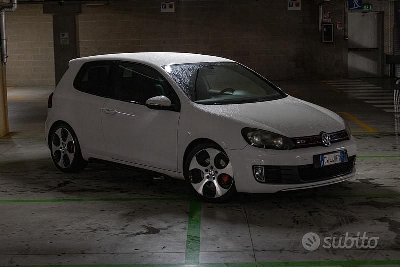 Usata VW Golf VI GTI 211 CV (155 kW) 2009 Bianco Utilitaria