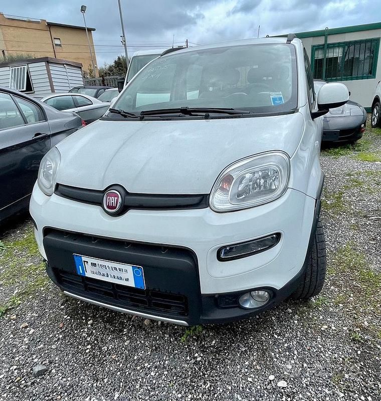 Usata Fiat Panda 4x4 85 CV (62 kW) 2015 Utilitaria