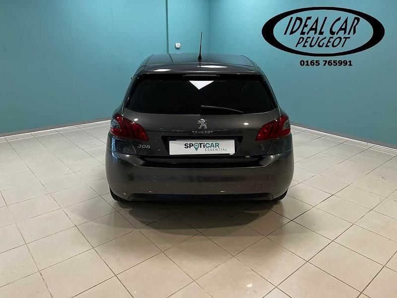 Usata Peugeot 308 Active 131 CV (96 kW) 2021 Grigio Utilitaria