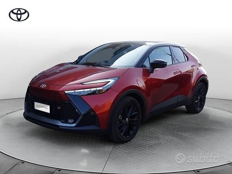 Usata Toyota C-HR Sport 223 CV (164 kW) 2025 Arancione SUV