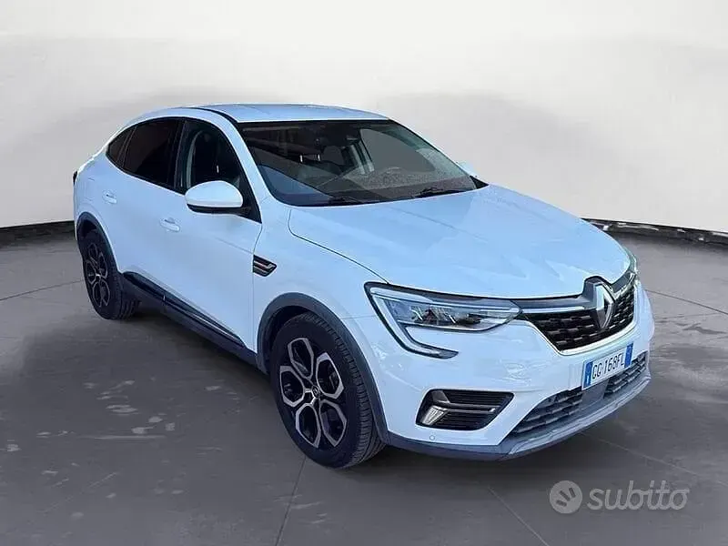 Usata Renault Arkana 94 CV (69 kW) 2022 Bianco SUV