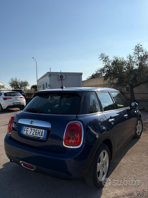 Usata Mini One D Hype 95 CV (69 kW) 2016 Blu Utilitaria
