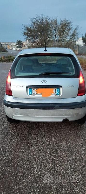 Usata 2003 Citroën C3 Elegance Tre volumi | 1300 € (Ottimo prezzo) - Immagine 1/4