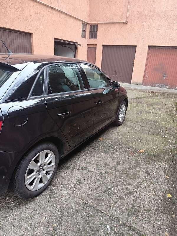 Usata Audi A1 Ambiente 116 CV (85 kW) 2015 Utilitaria