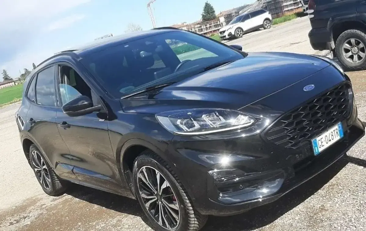 Usata Ford Kuga ST-Line X 224 CV (164 kW) 2021 Nero SUV