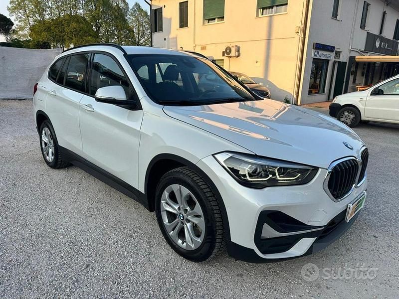 Usata BMW X1 Advantage 125 CV (91 kW) 2021 Bianco SUV