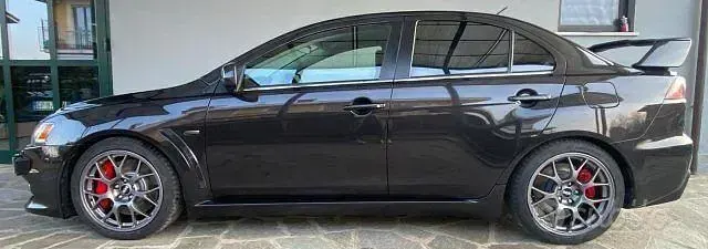 Usata Mitsubishi Lancer Evolution 295 CV (216 kW) 2010 Nero Berlina