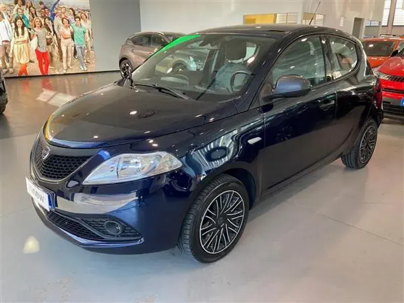 Gebraucht Lancia Ypsilon S 69 PS (50 kW) 2019 Blau