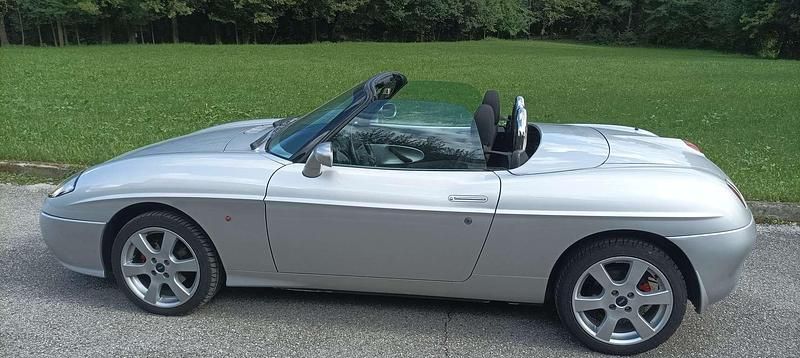 Usata Fiat Barchetta 131 CV (96 kW) 2005 Argento Cabrio