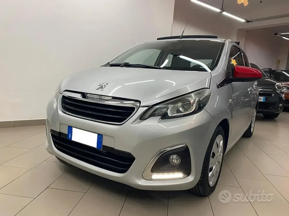 Usata Peugeot 108 Active 69 CV (50 kW) 2016 Grigio Berlina
