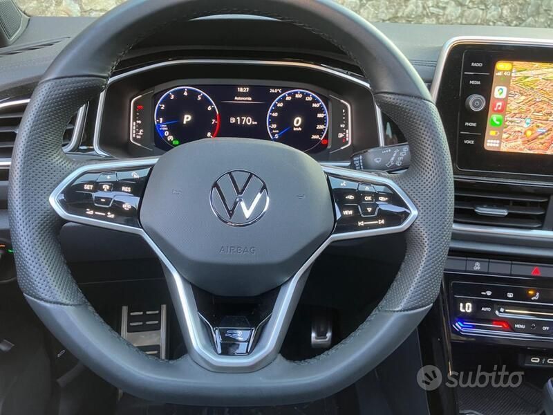 Usata VW T-Roc R-line 150 CV (110 kW) 2023 Grigio SUV