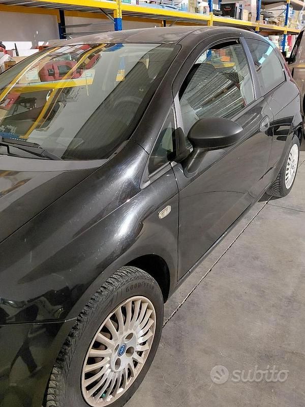 Usata Fiat Punto 2007 Nero Utilitaria