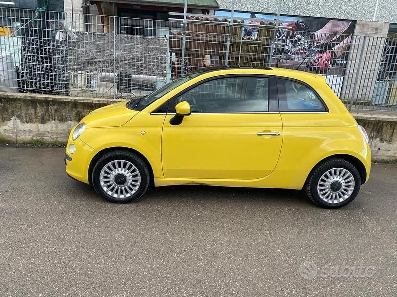 Usata Fiat 500 2010 Giallo Utilitaria