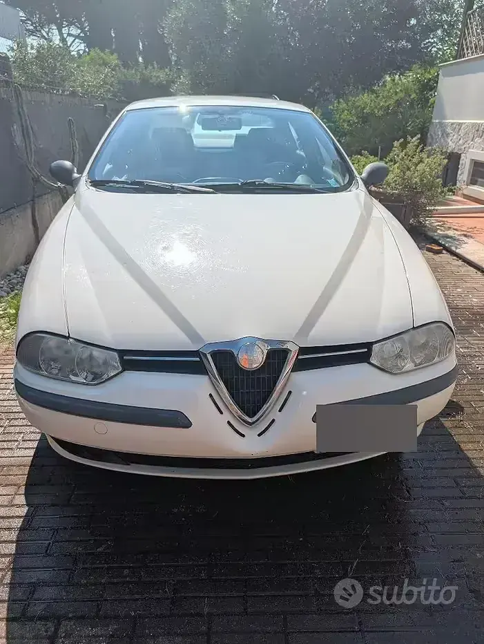 Usata Alfa Romeo 156 144 CV (105 kW) 1998 Bianco Berlina