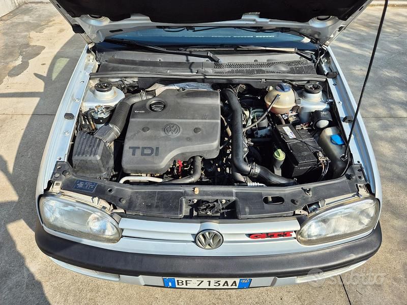 Usata VW Golf III GTI 1996 Grigio Berlina