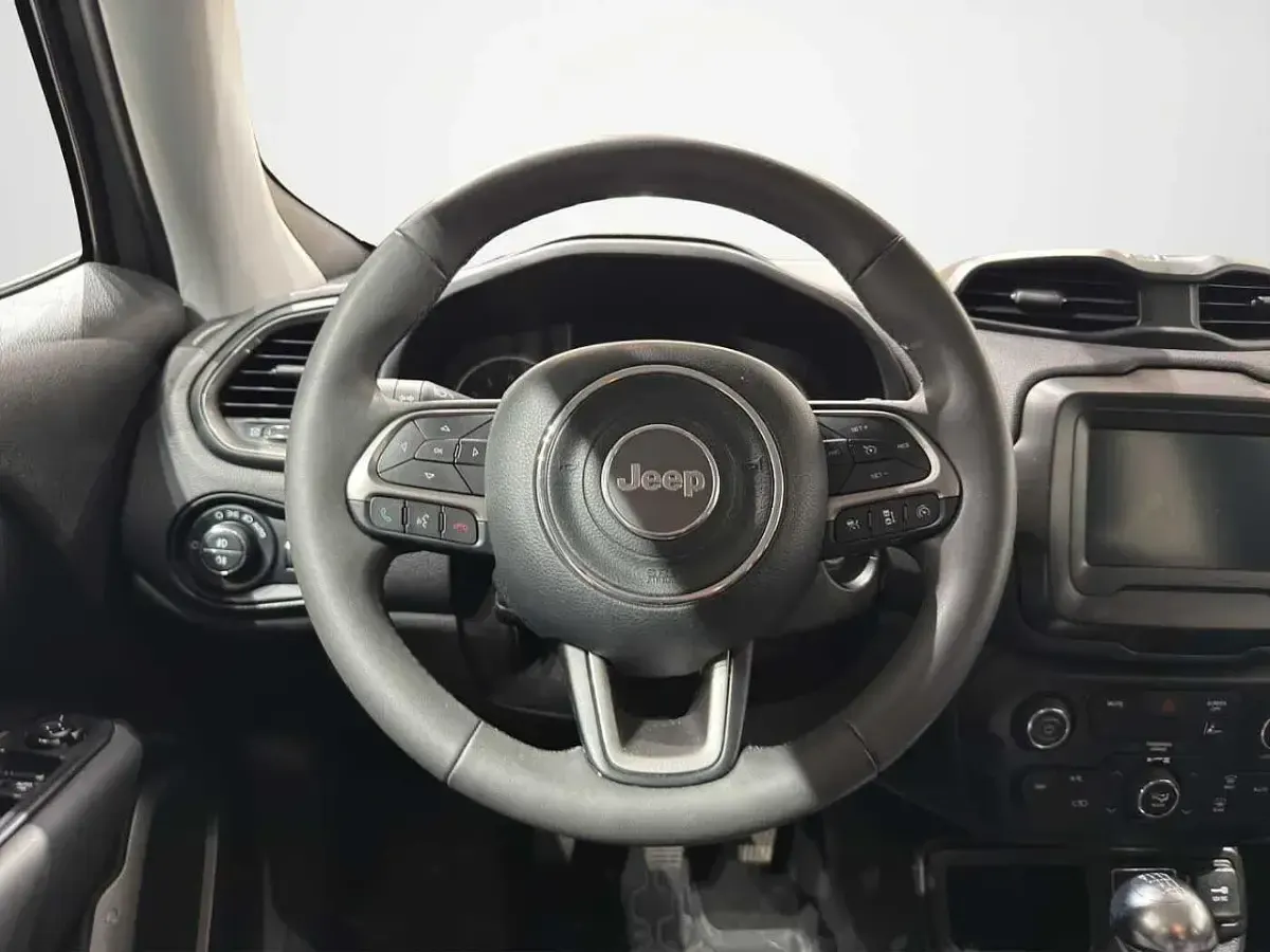 Usata Jeep Renegade Limited 120 CV (88 kW) 2022 Anvil grey SUV