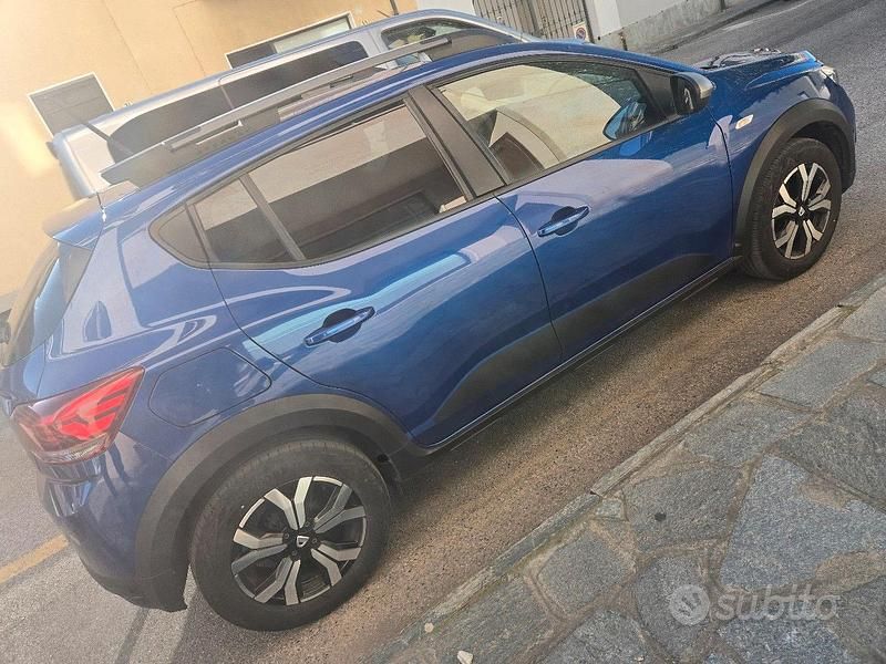 Usata Dacia Sandero 90 CV (66 kW) 2023 Blu Monovolume