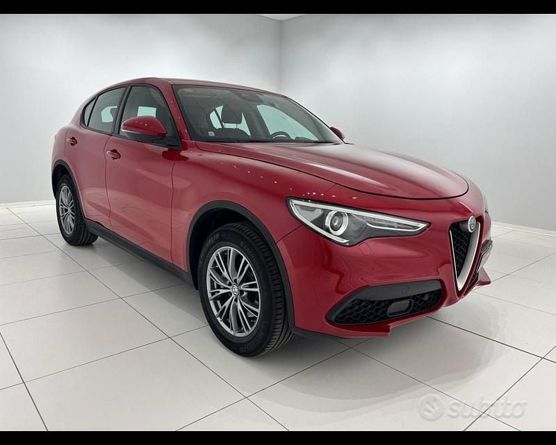 Usata Alfa Romeo Stelvio Business 190 CV (139 kW) 2019 Rosso SUV