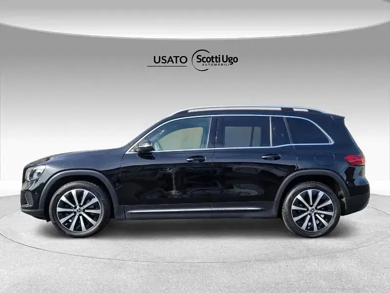 Usata Mercedes GLB200 Premium 150 CV (110 kW) 2021 Nero SUV