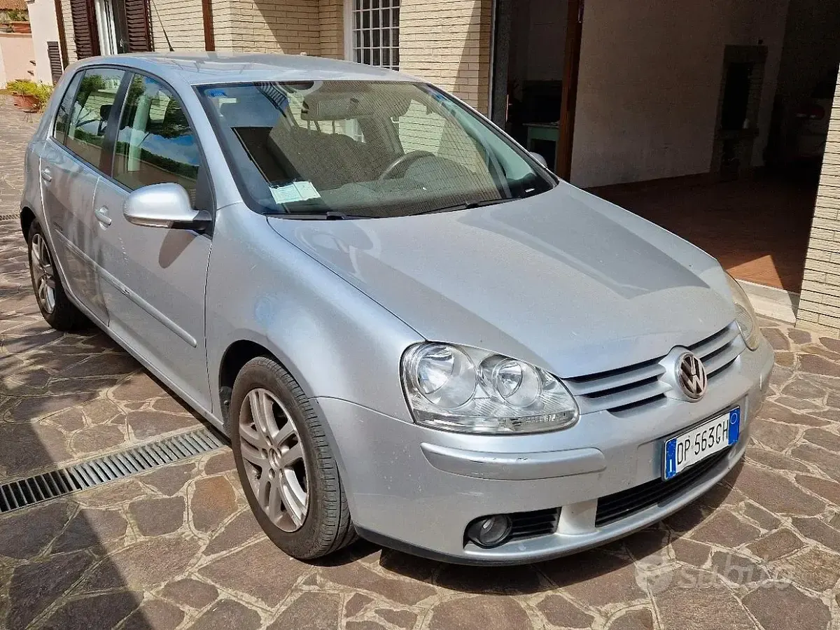 Usata VW Golf VI 105 CV (77 kW) 2008 Utilitaria
