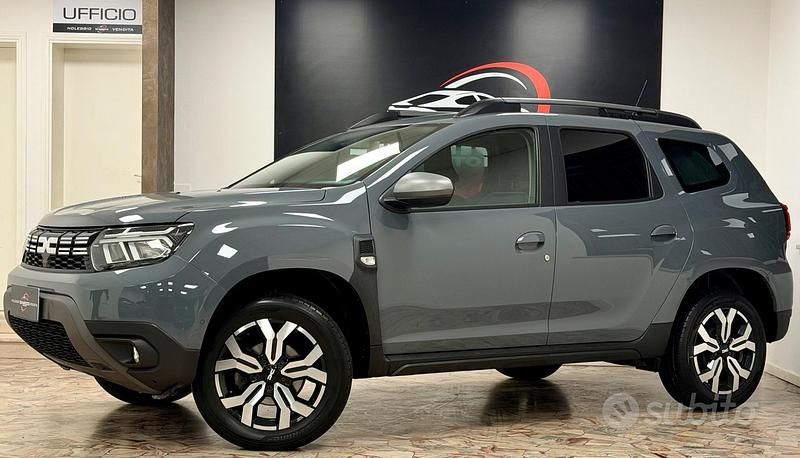 Usata Dacia Duster Prestige 100 CV (73 kW) 2023 Grigio SUV
