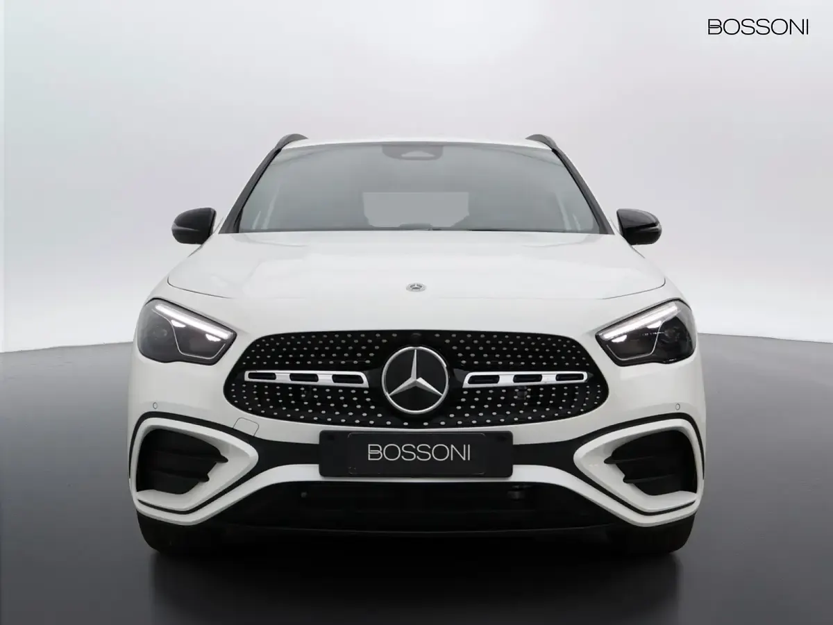 Nuova Mercedes GLA200 AMG line 150 CV (110 kW) 2026 Bianco SUV
