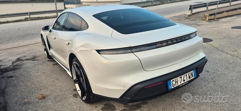 Usata Porsche Taycan Turbo 2022 Bianco Berlina