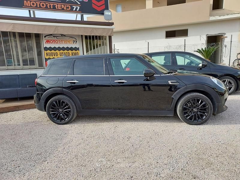 Begagnad Mini One Clubman 116 HK (85 kW) 2018 Svart Kombi
