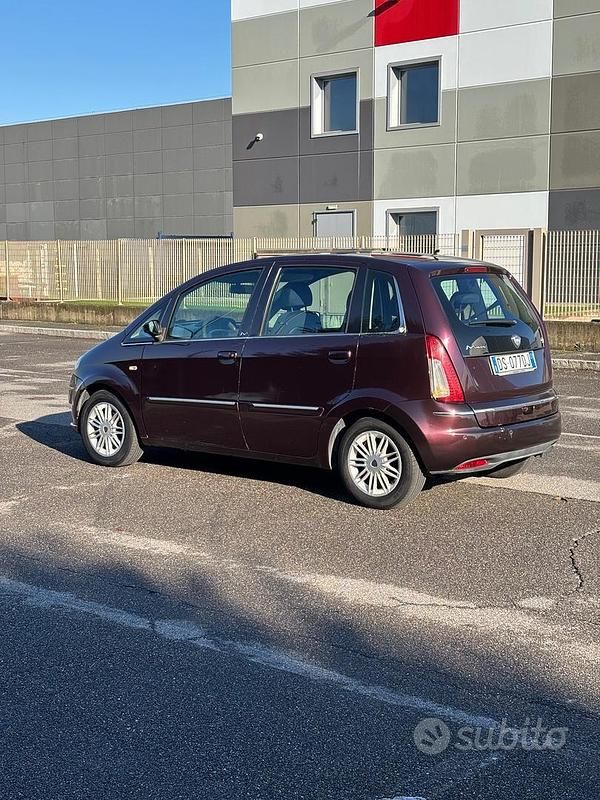 Usata Lancia Musa 95 CV (69 kW) 2008 Other Monovolume