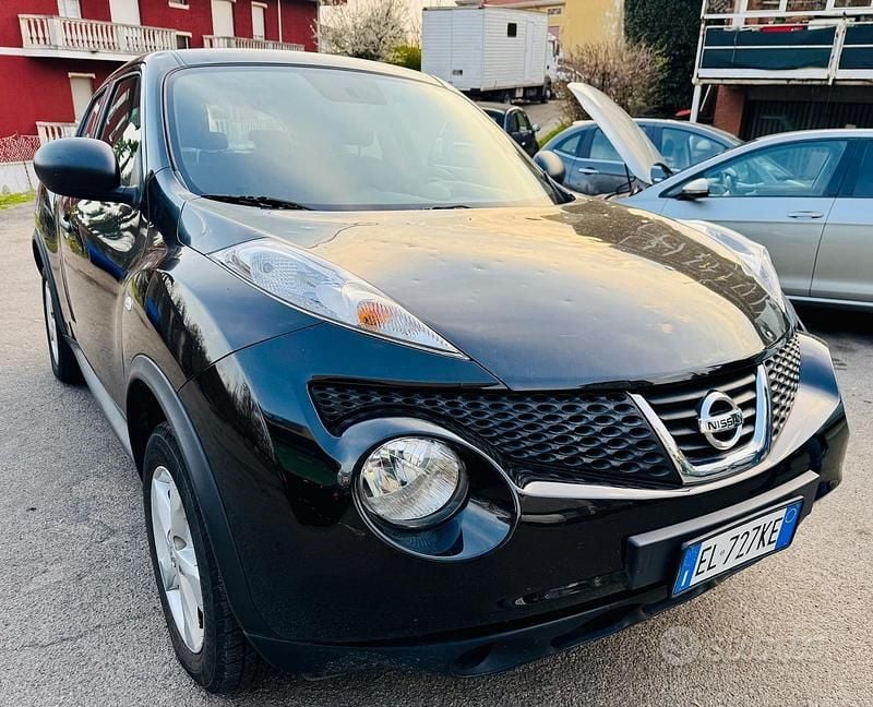 Usata Nissan Juke Tekna 116 CV (85 kW) 2012 Nero SUV