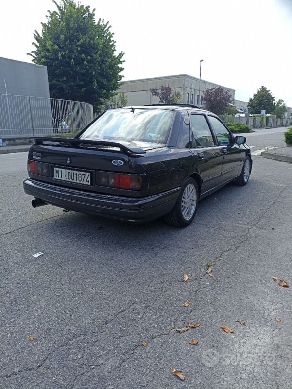 Usata Ford Sierra 220 CV (161 kW) 1991 Nero Berlina