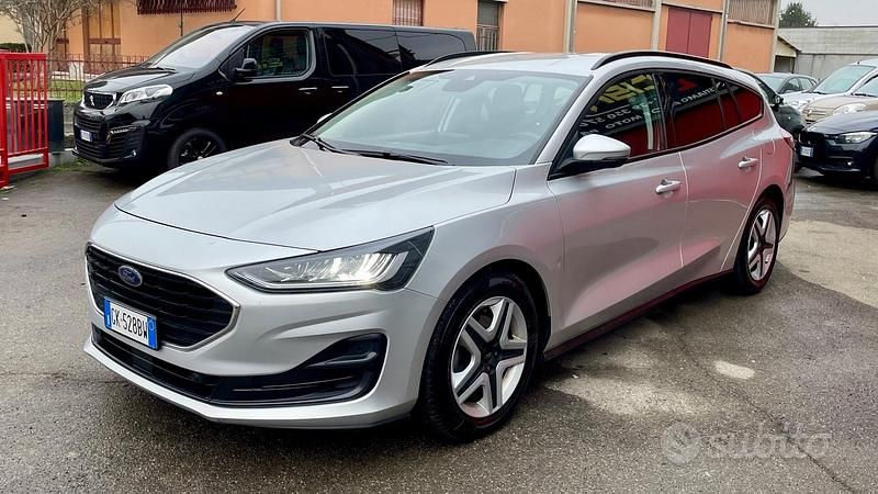 Usata Ford Focus Business Edition 120 CV (88 kW) 2022 Grigio Station wagon
