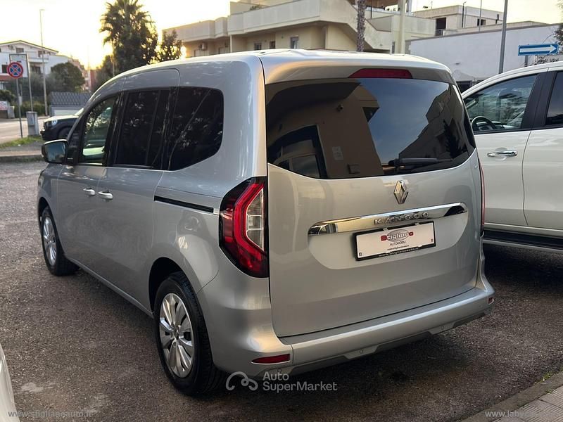 Usata Renault Kangoo Edition One 95 CV (69 kW) 2022 Argento Monovolume