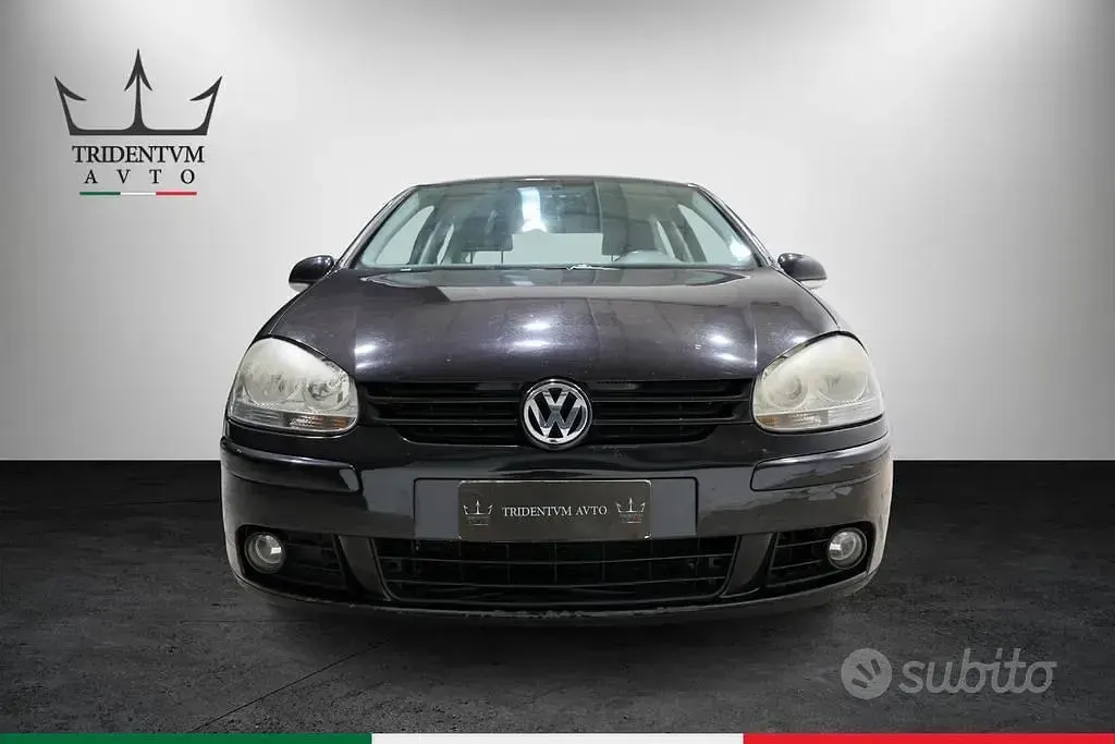 Usata VW Golf IV Sportline 140 CV (102 kW) 2005 Grigio Berlina