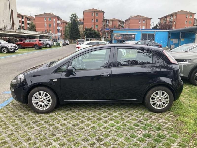 Usata Fiat Punto Lounge 69 CV (50 kW) 2014 Nero Utilitaria