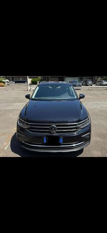Usata VW Tiguan Life 150 CV (110 kW) 2023 Nero SUV