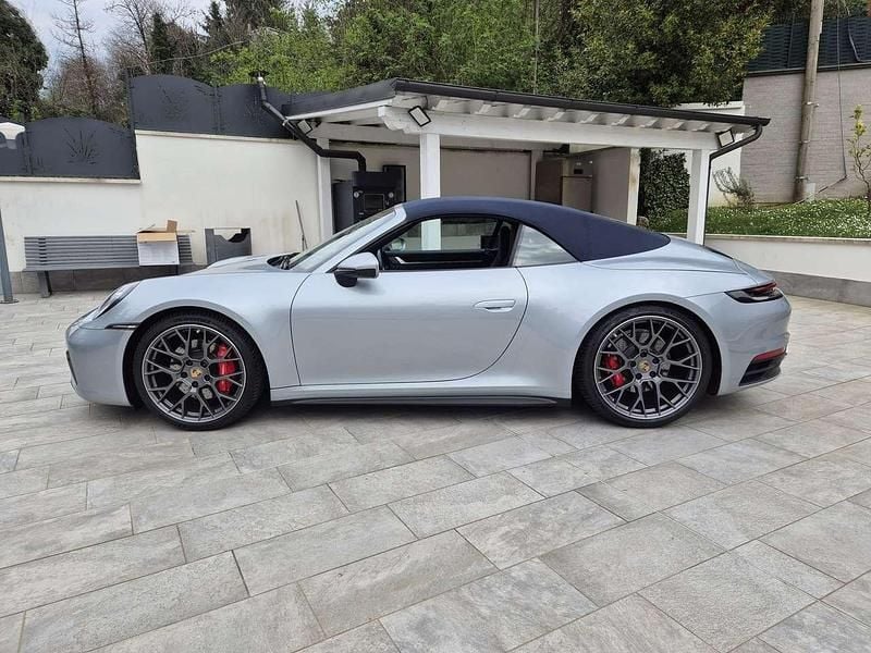 Usata Porsche 911 Carrera Cabriolet 450 CV (330 kW) 2019 Argento Cabrio