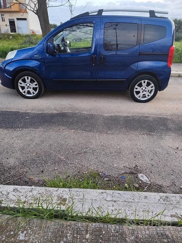 Usata Fiat Qubo Dynamic 75 CV (55 kW) 2009 Blu/azzurro Monovolume