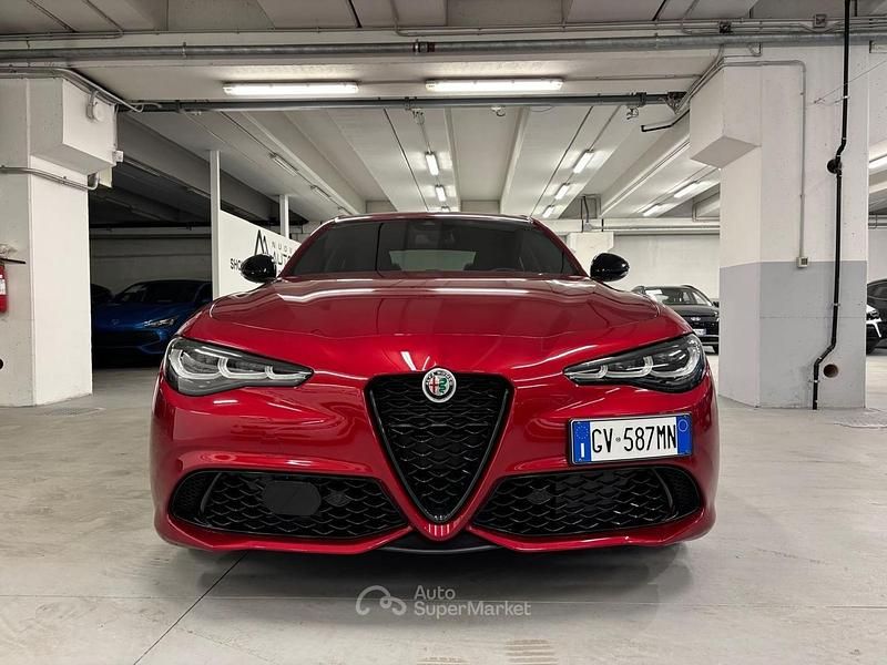 Usata Alfa Romeo Giulia Veloce 209 CV (153 kW) 2024 Rosso Berlina