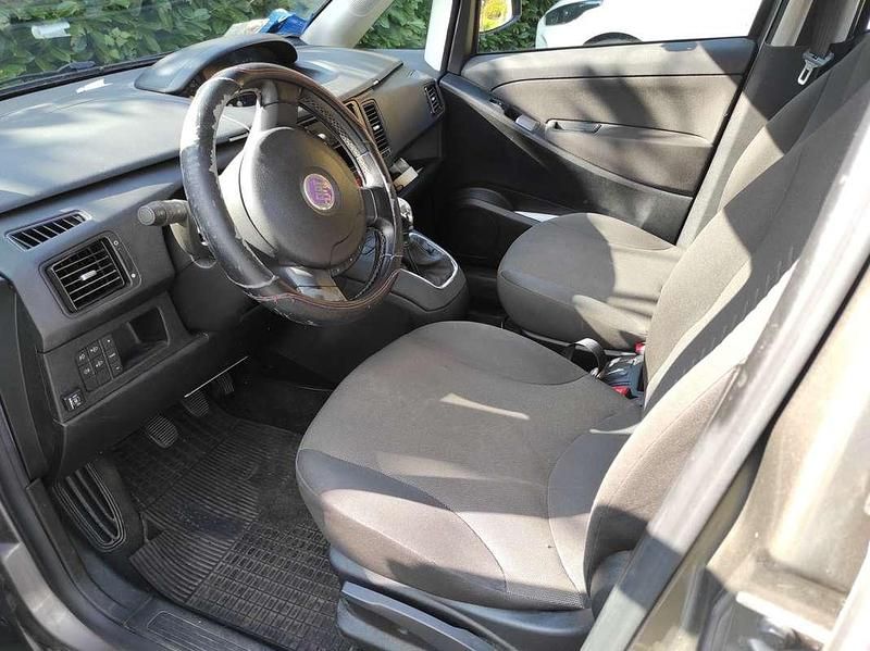 Usata Fiat Idea 77 CV (56 kW) 2009 Grigio Monovolume